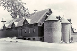 Barn & silos